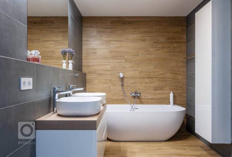 add picture to album