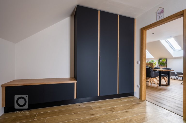 add picture to album