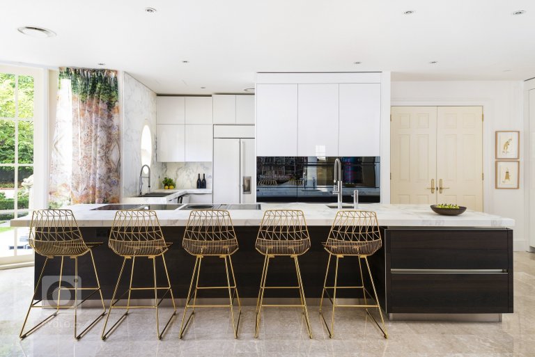 add picture to album