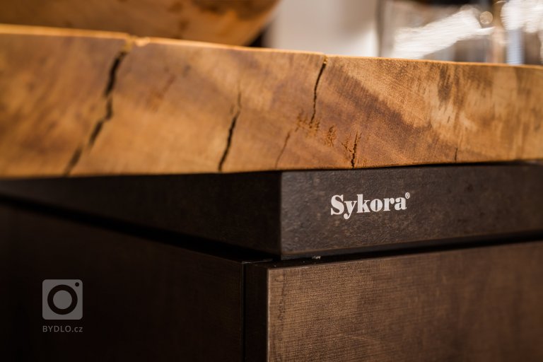 add picture to album