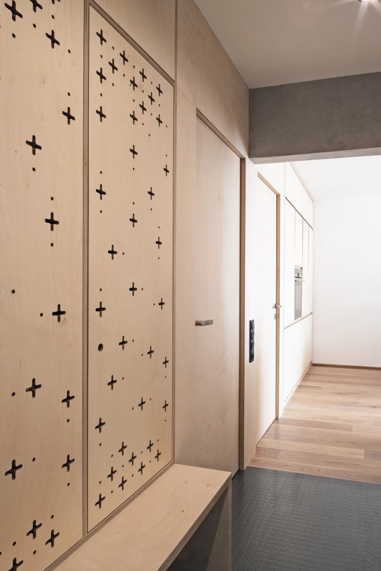 Rekonstrukce horského apartmánu.&nbsp;U Apartmánu ve Špindlerově Mlýně, s krásným výhledem přímo na sjezdovky, byla navržena kompletní rekonstrukce jak…