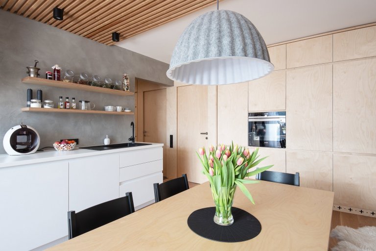 Rekonstrukce horského apartmánu.&nbsp;U Apartmánu ve Špindlerově Mlýně, s krásným výhledem přímo na sjezdovky, byla navržena kompletní rekonstrukce jak…