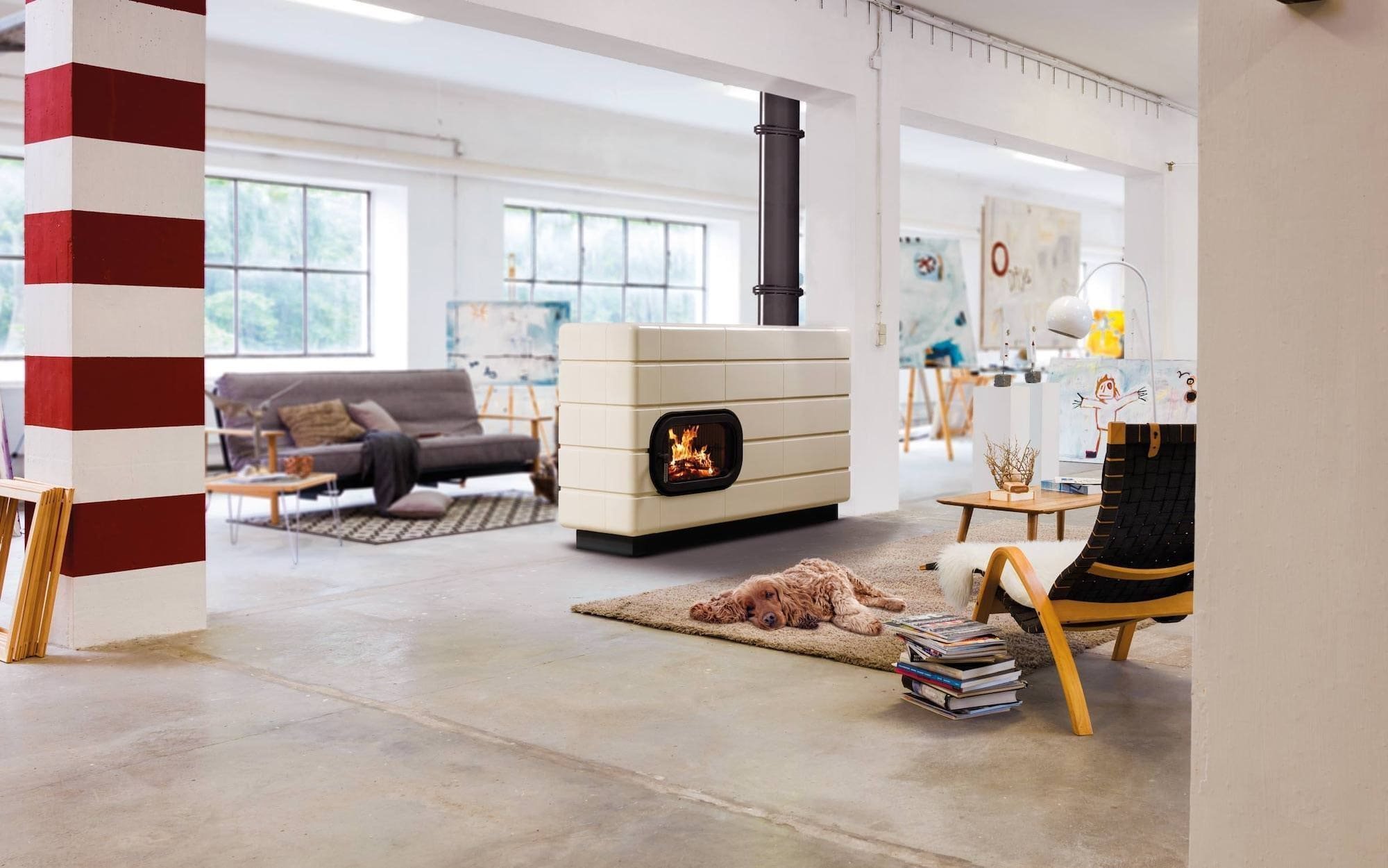 Naším cílem je navrhovat a stavět originální a přitom vysoce funkční kamna, krby, kachlové pece a sporáky ušité na míru všem, kteří touží přivést teplo do…