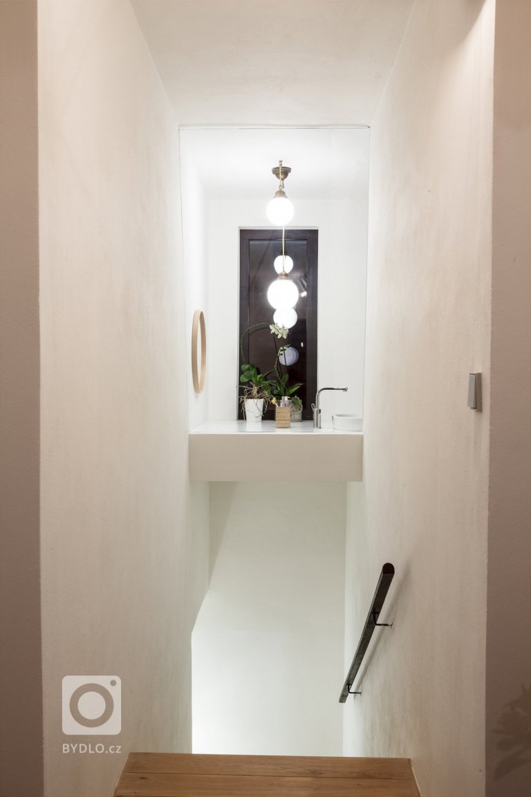 add picture to album