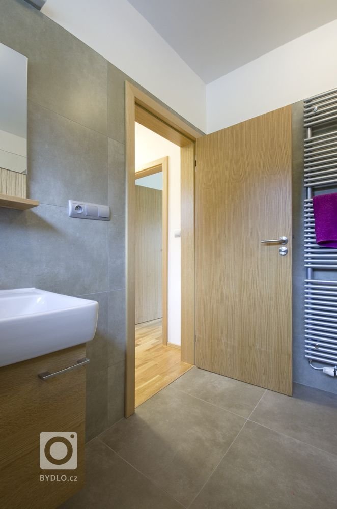 add picture to album