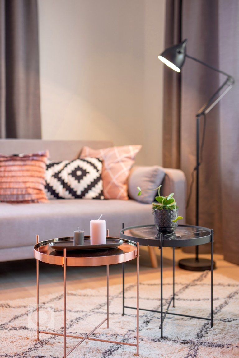 add picture to album