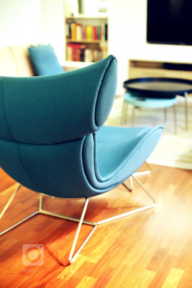 add picture to album