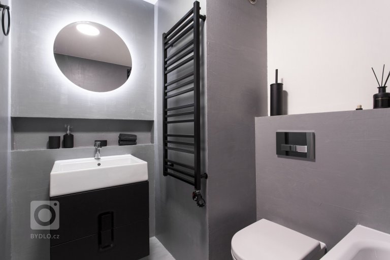 add picture to album