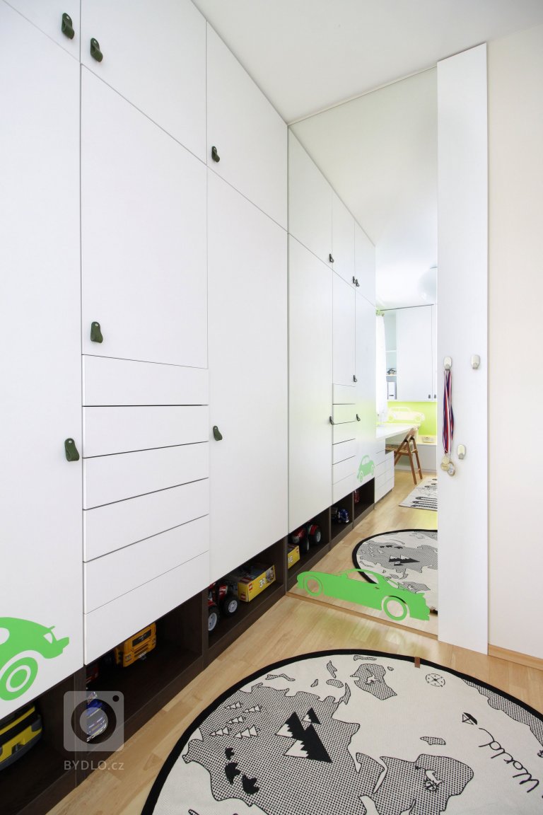 add picture to album