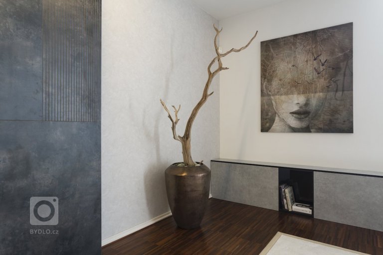 add picture to album