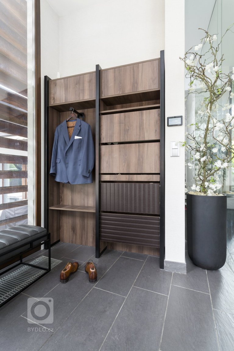 add picture to album