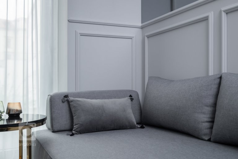 add picture to album