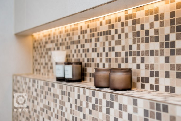 add picture to album