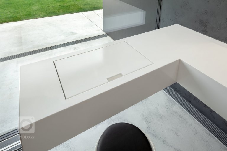 add picture to album