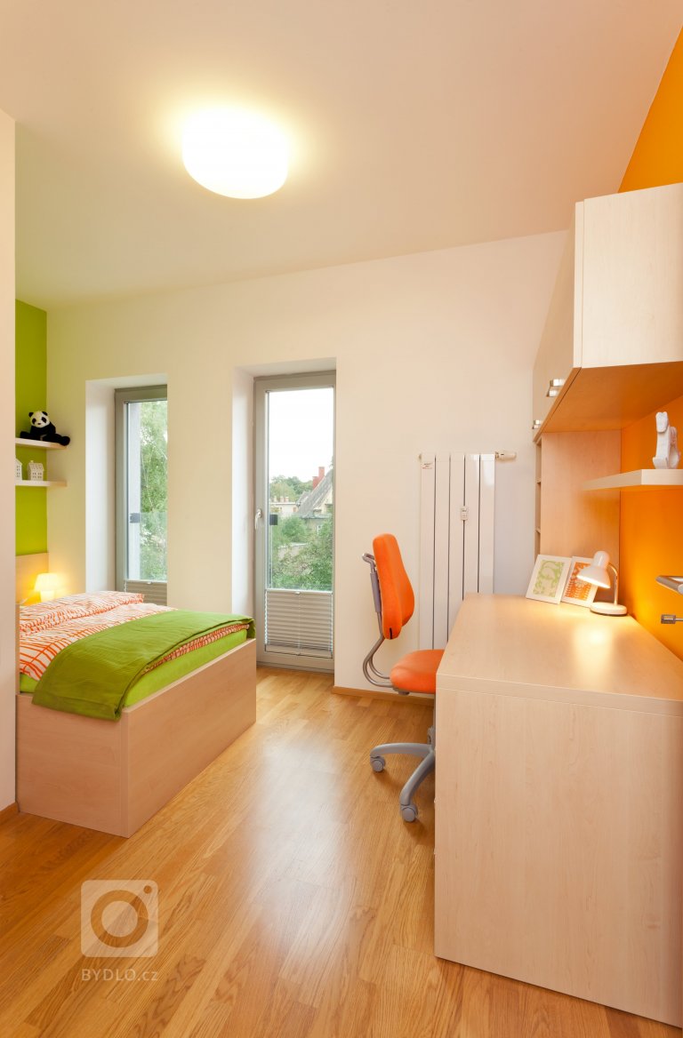 add picture to album