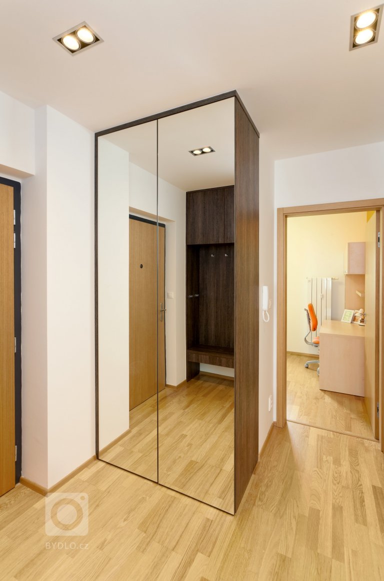 add picture to album