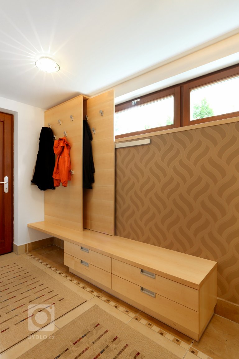 add picture to album