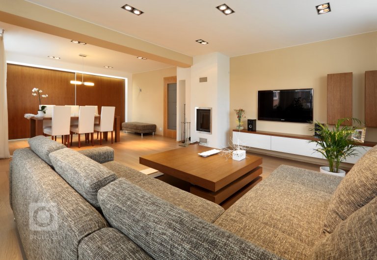 add picture to album