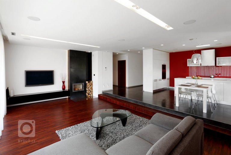 add picture to album