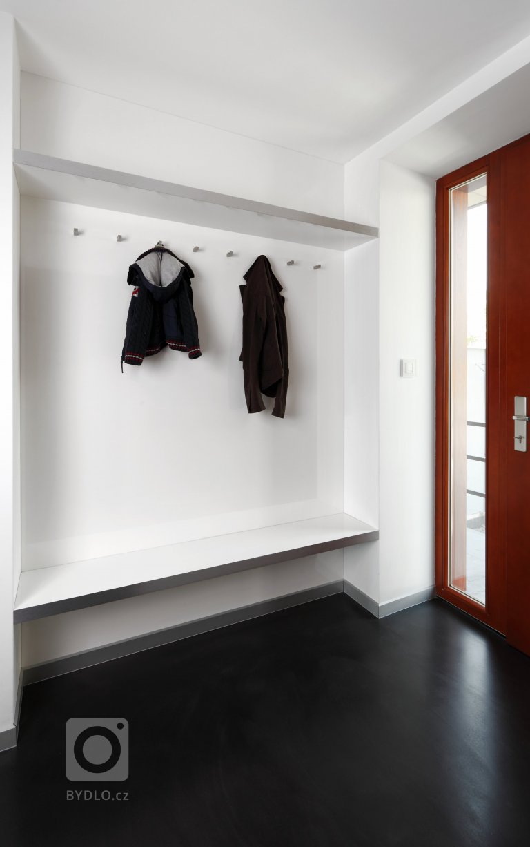 add picture to album