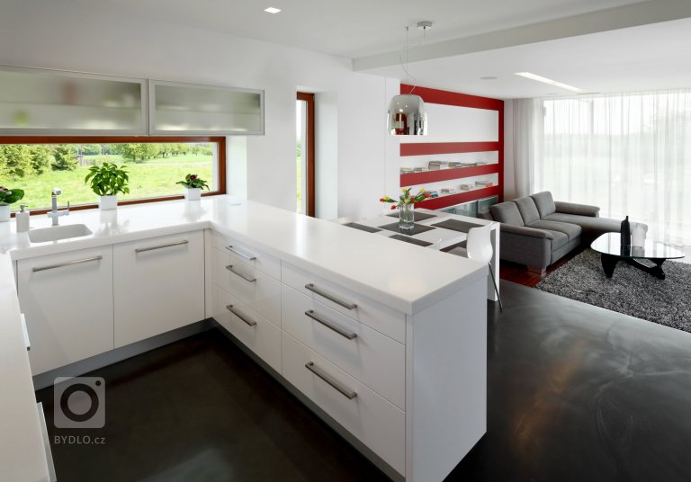 add picture to album