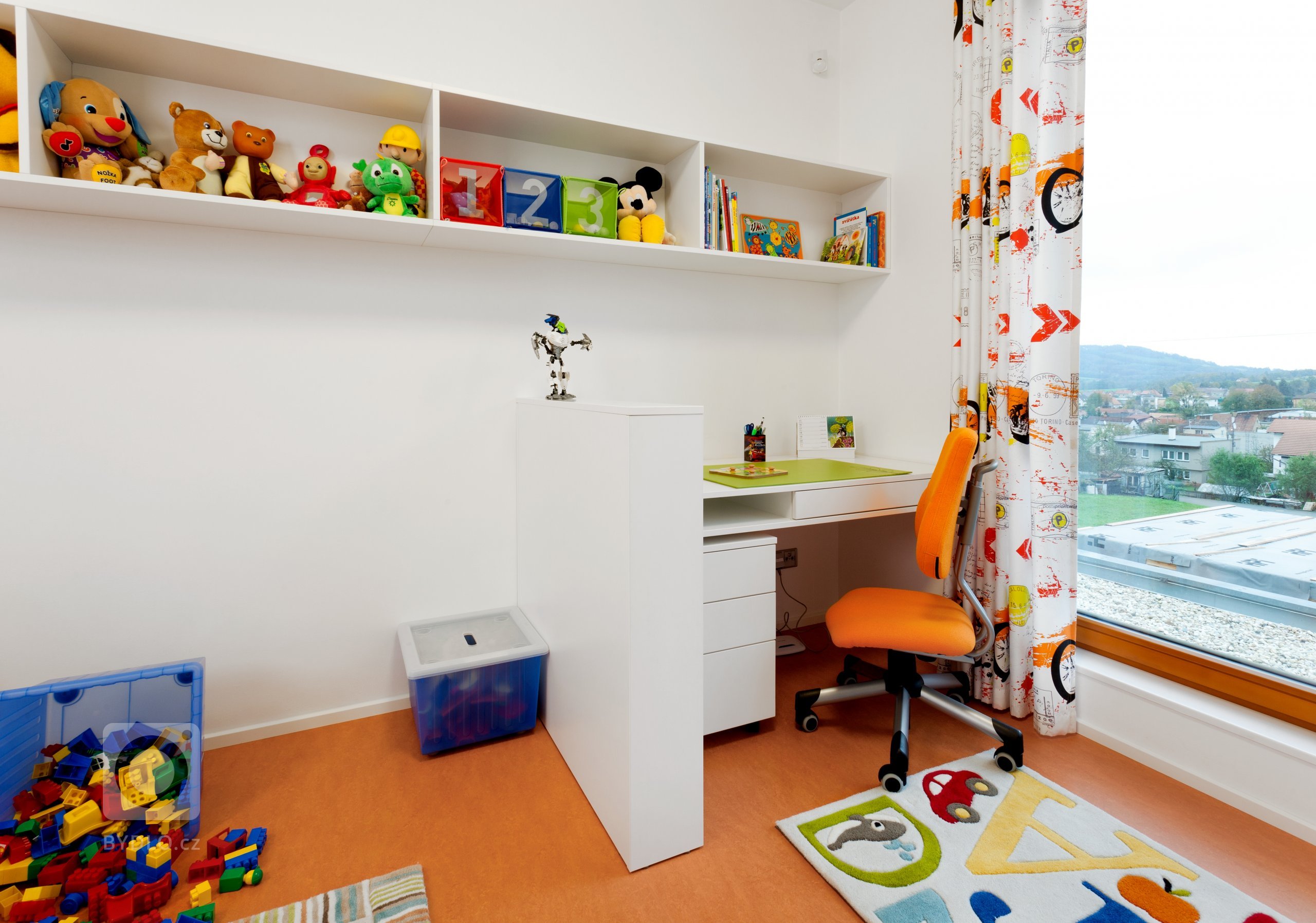 Naprostá dokonalost co se estetiky týče! Pokud máte rádi jednolité, ničím neručené linie, jste na správném místě. Uklidňující tóny světlého kanadského javoru…