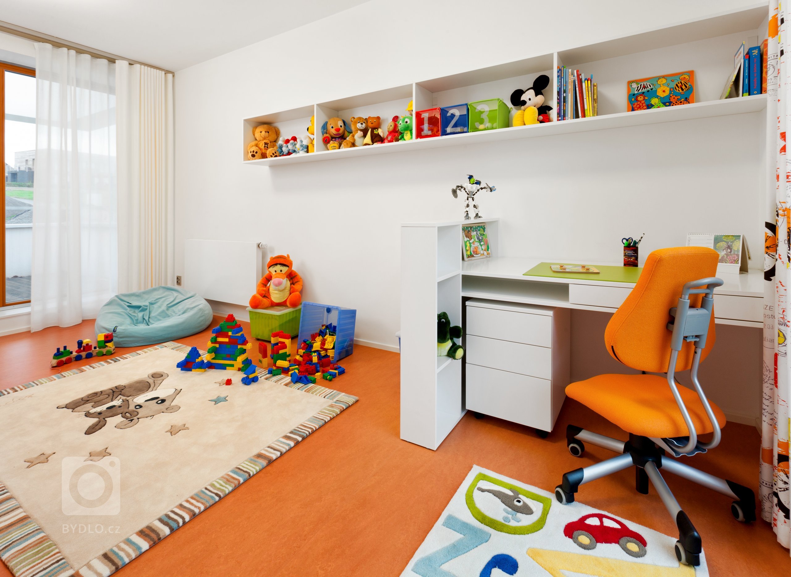 Naprostá dokonalost co se estetiky týče! Pokud máte rádi jednolité, ničím neručené linie, jste na správném místě. Uklidňující tóny světlého kanadského javoru…