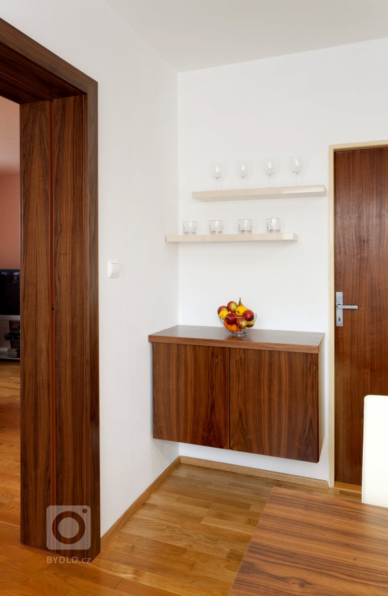 add picture to album