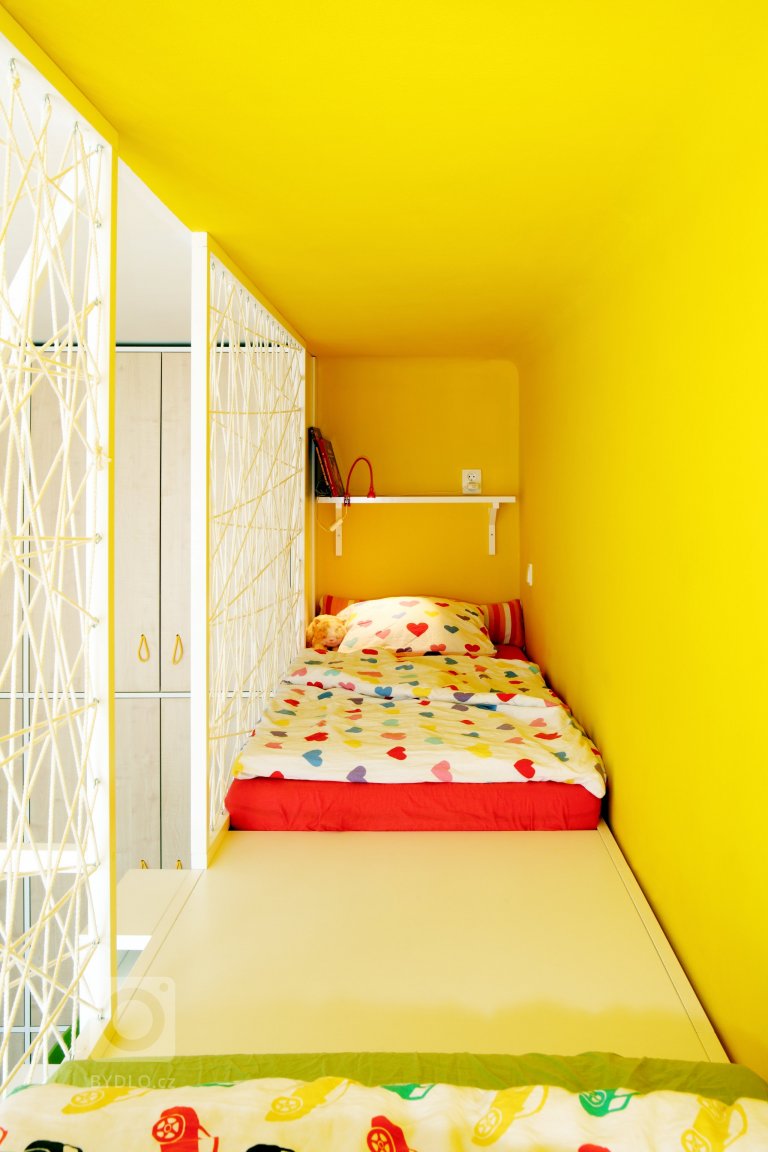 add picture to album