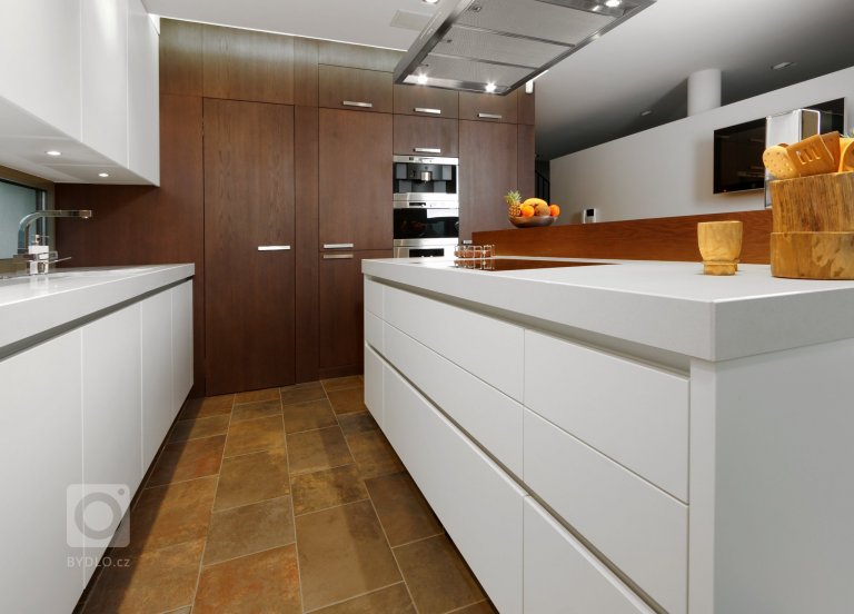 add picture to album