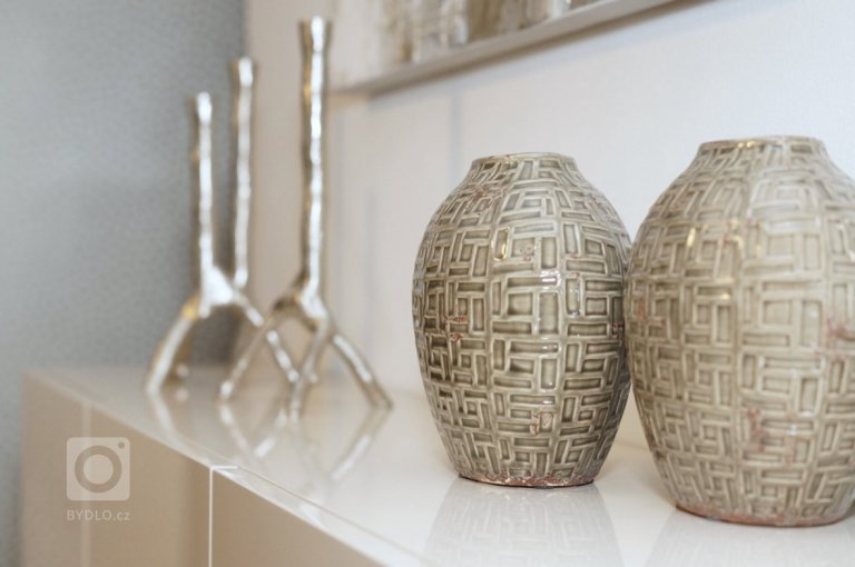 add picture to album