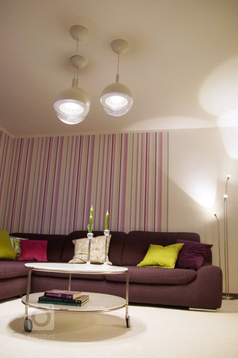 add picture to album