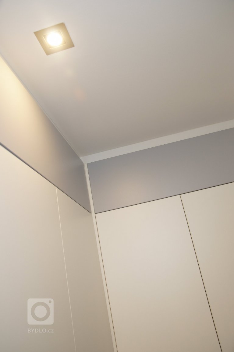 add picture to album