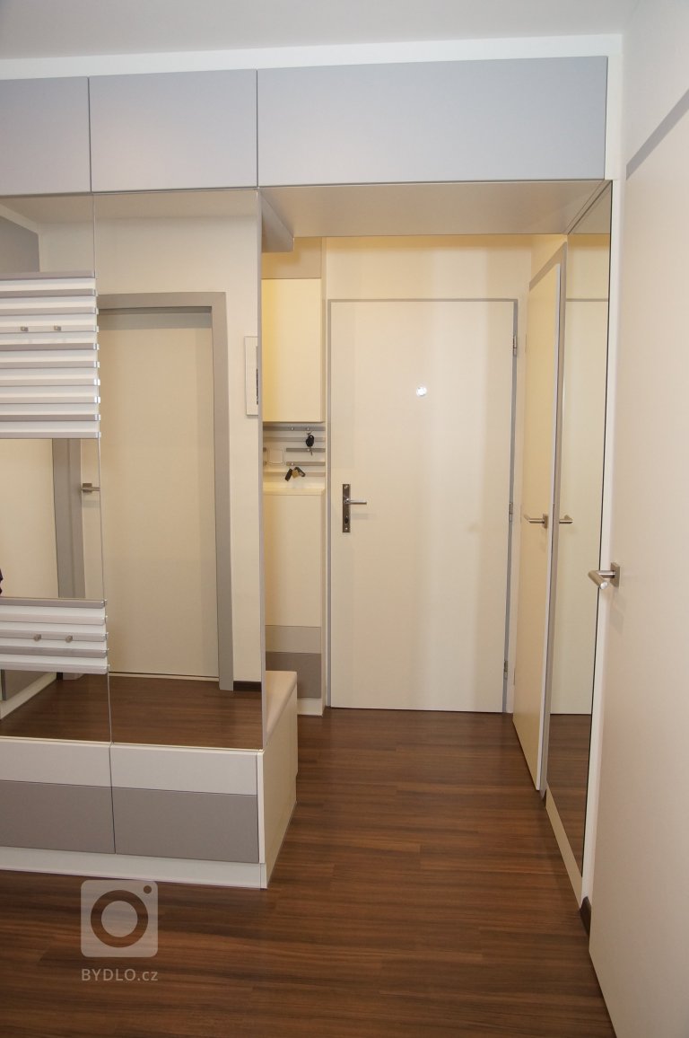 add picture to album