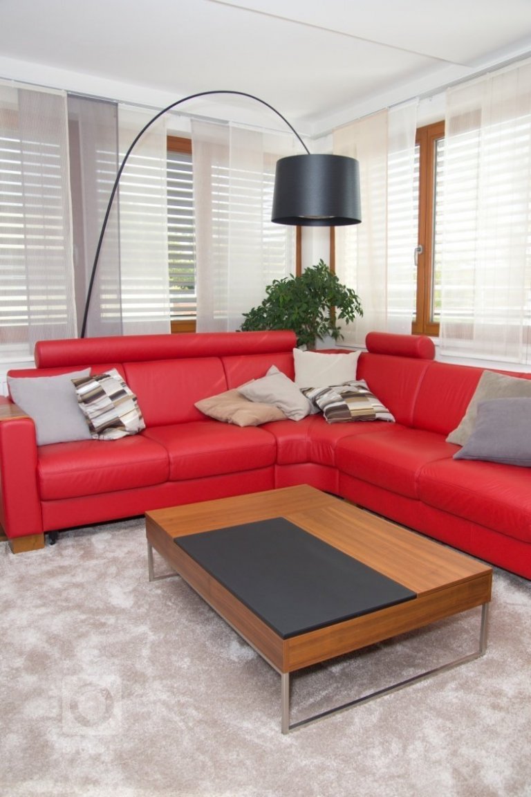 add picture to album