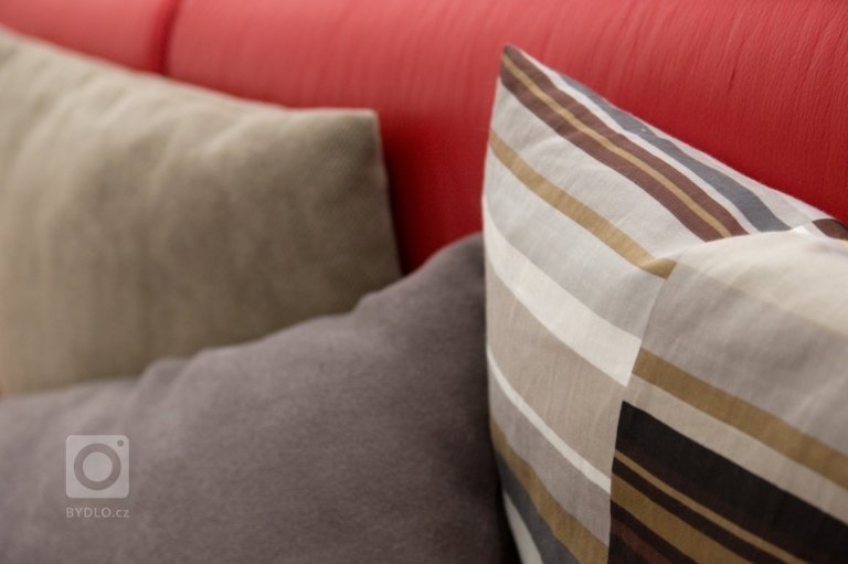 add picture to album