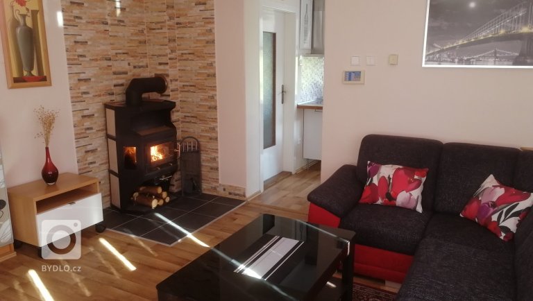 add picture to album