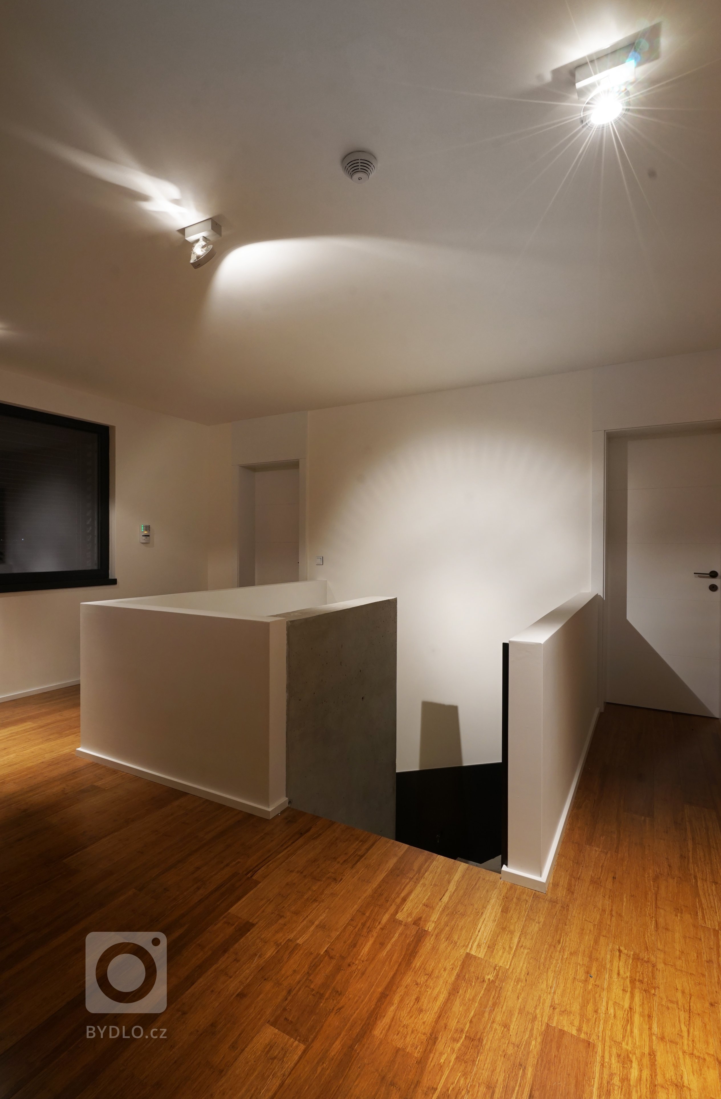 Představujeme vám novostavbu rodinného domu včetně návrhu interiéru a dohledu na realizaci. Tato novostavba zaujme svým působivým funkcionalistickým stylem,…