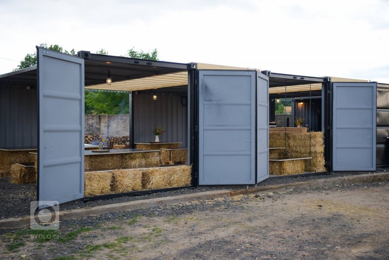 add picture to album