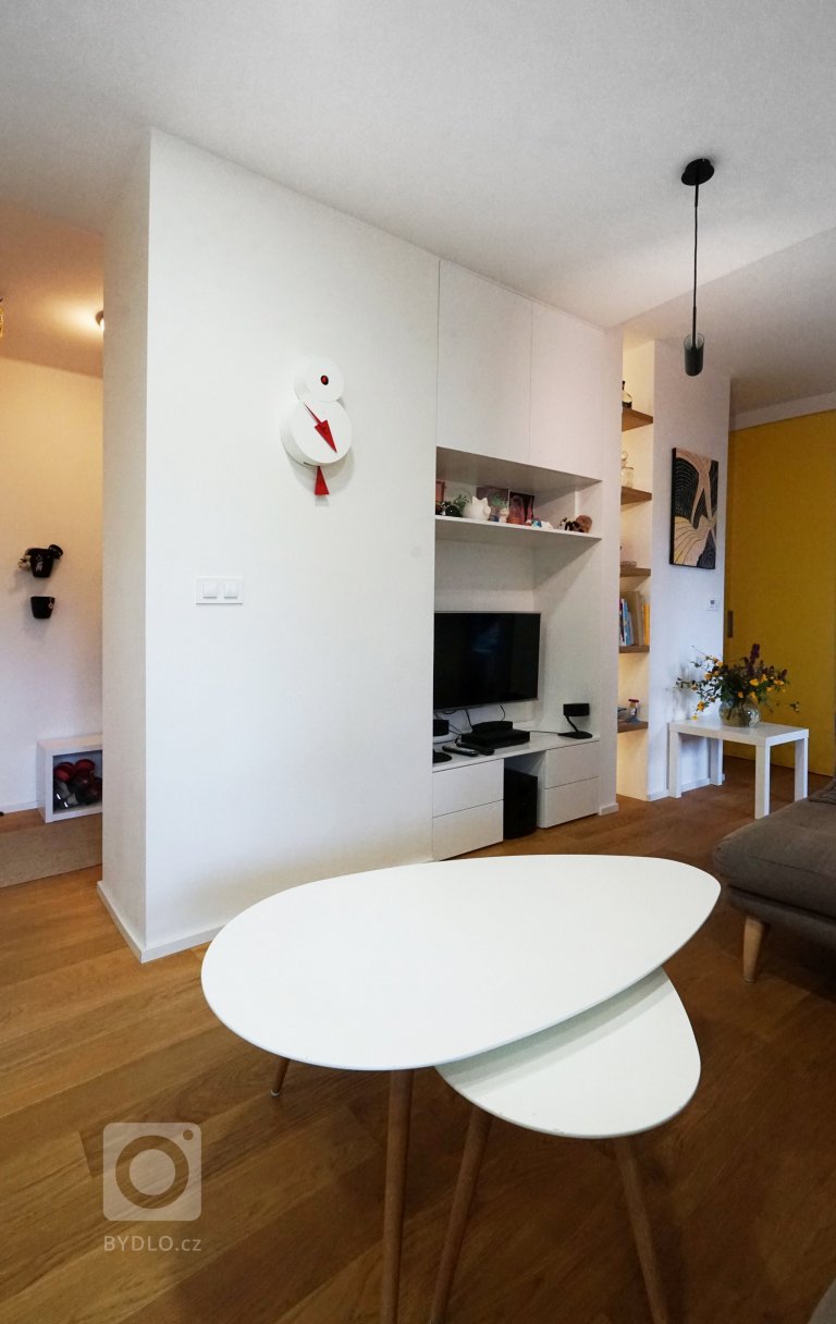 add picture to album