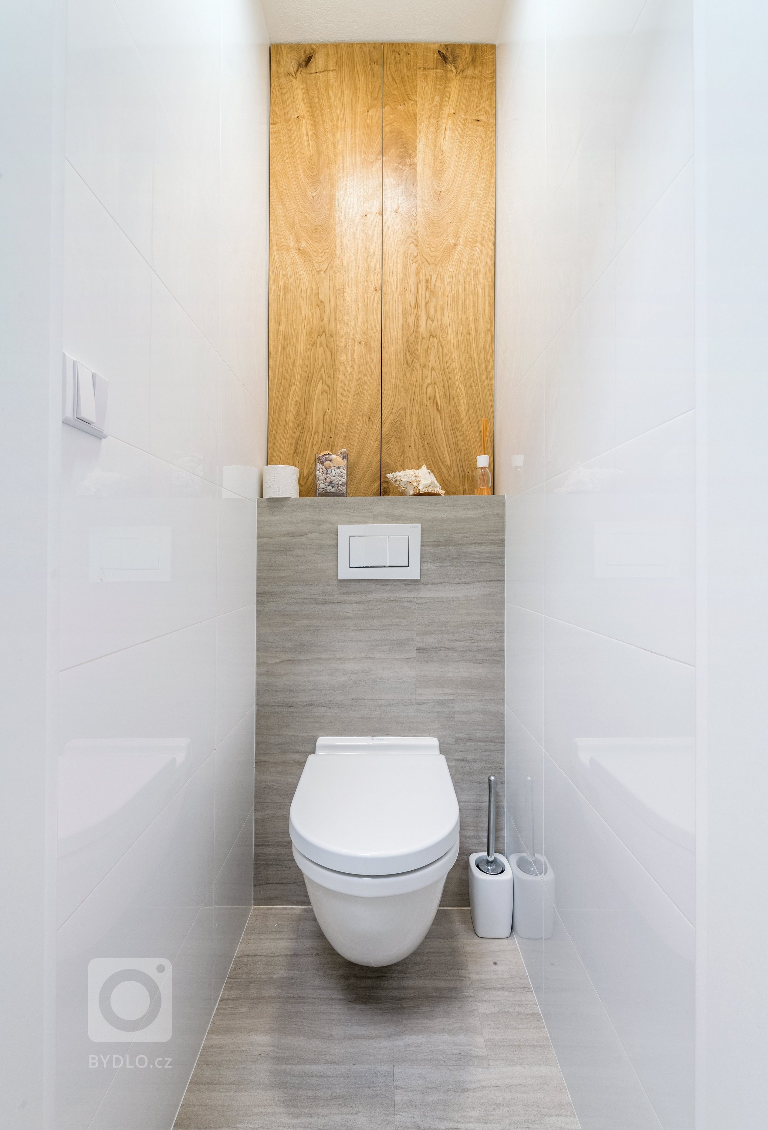 Garsonka pro mladou slečnu se po rekonstrukci posunula do jiného světa

&nbsp;
