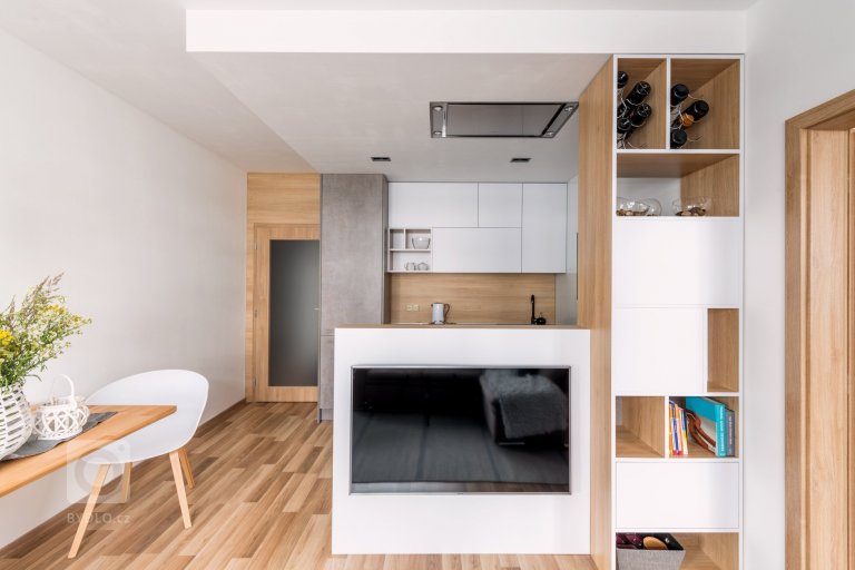 add picture to album