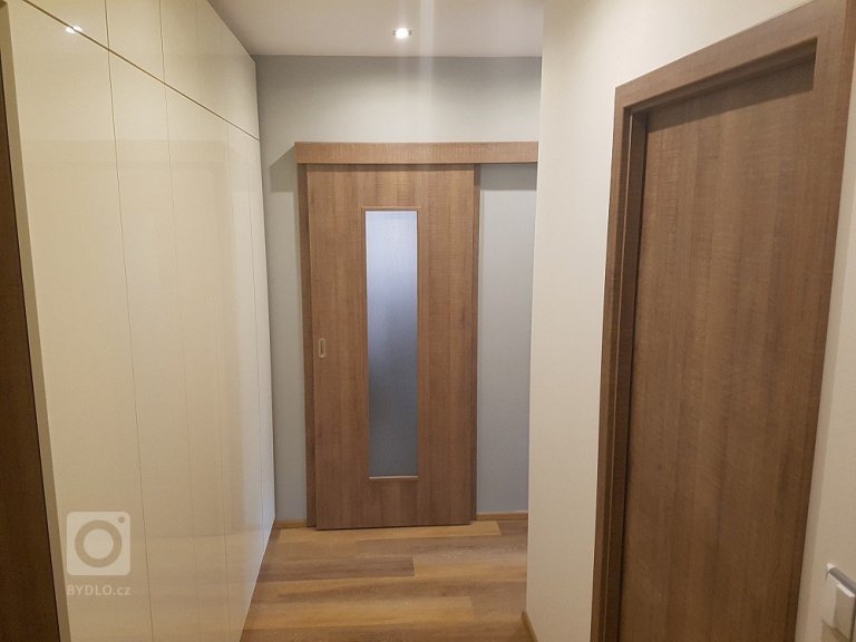 add picture to album