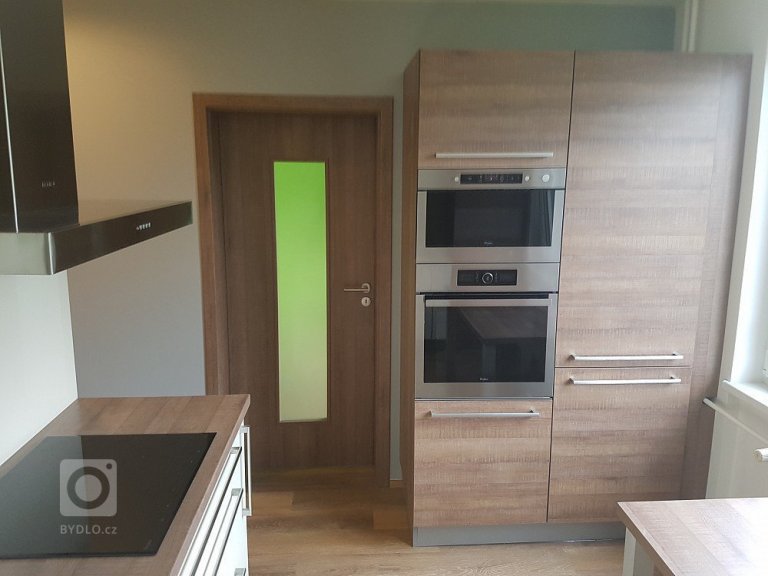 add picture to album