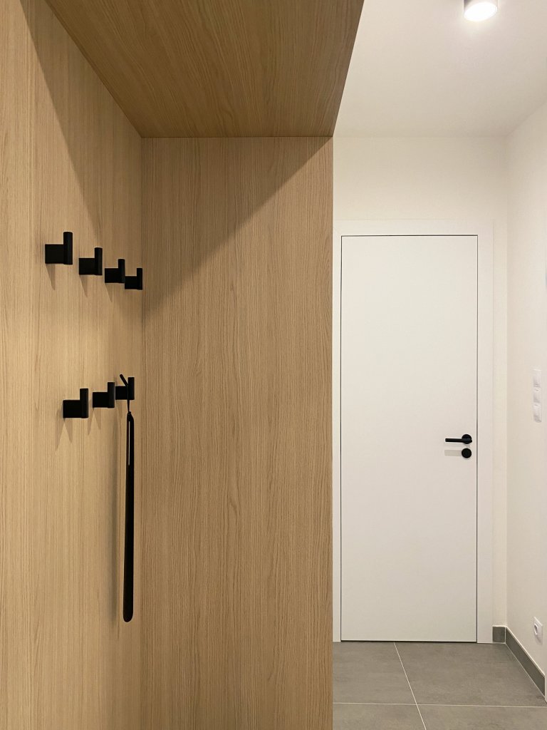 Byt v&nbsp;developerském projektu na okraji Prahy koupili klienti ve fázi, když již nebylo možné provádět žádné klientské změny. Přesto se nakonec rozhodli…