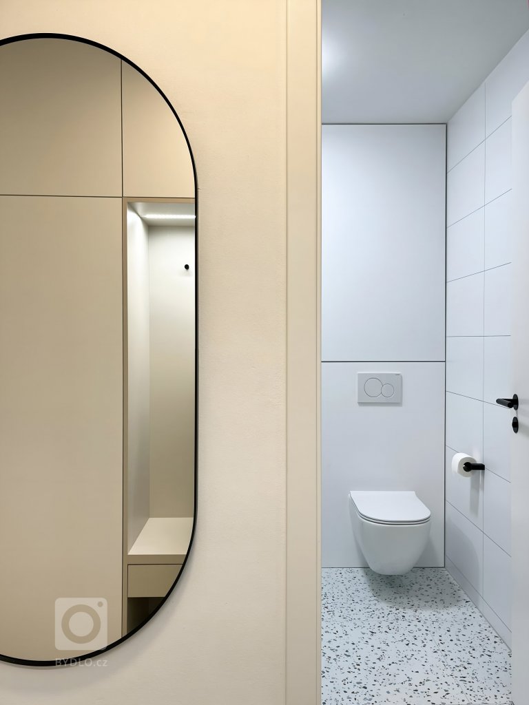 add picture to album