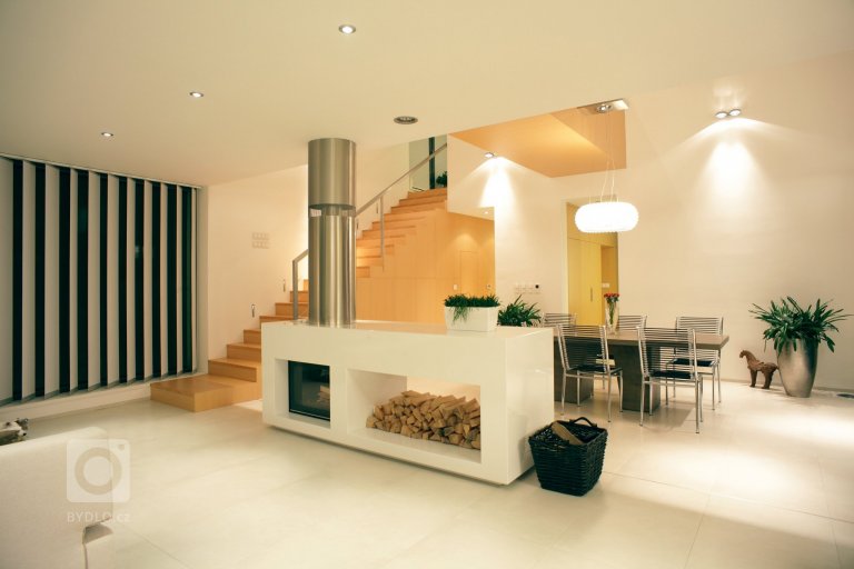 add picture to album