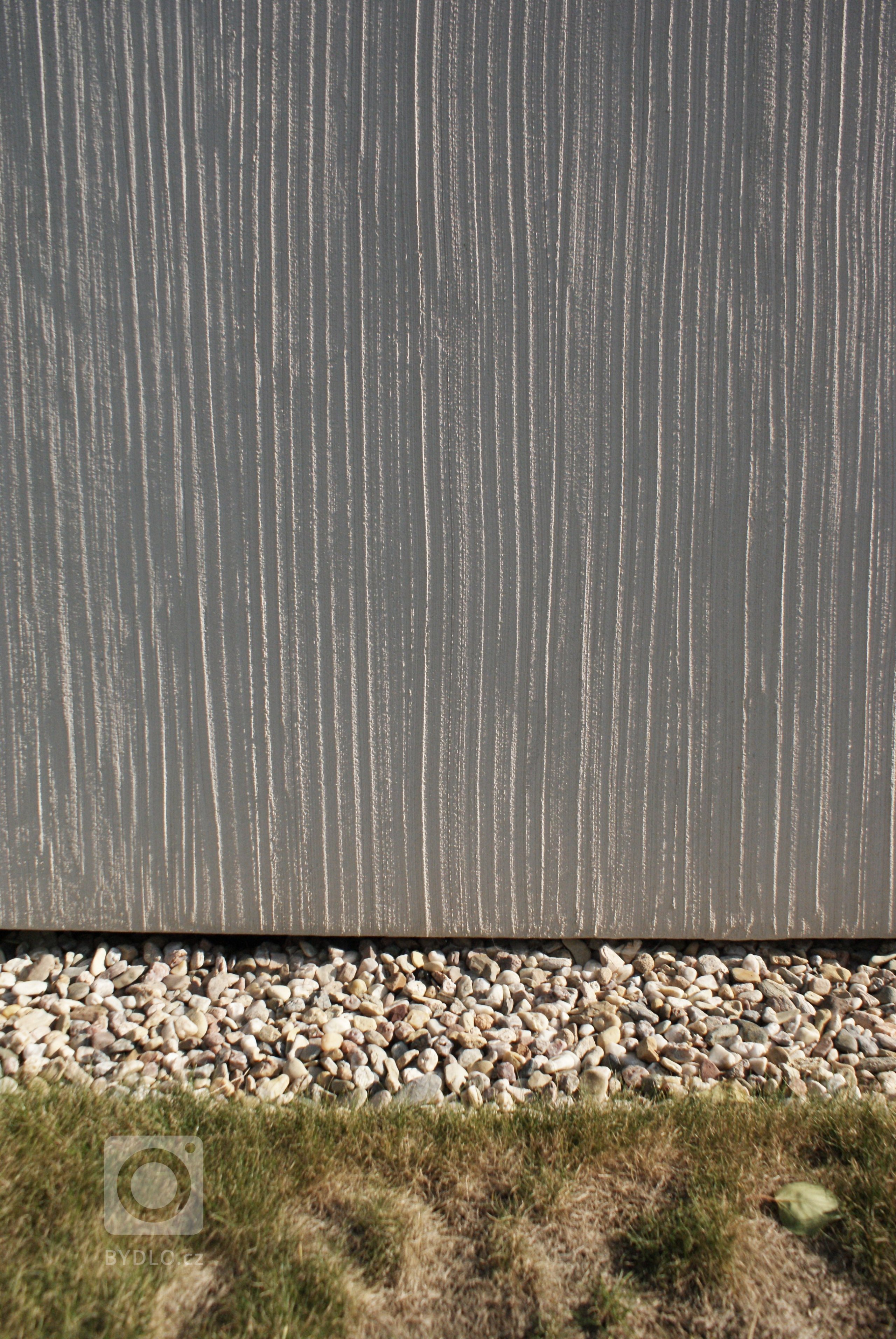 Zadáním, byl návrh interiéru obývacího pokoje, do již naprojektovaného bungalovu. Projekt byl ovšem tak špatný, že by mu správně umístěná pohovka stejně…