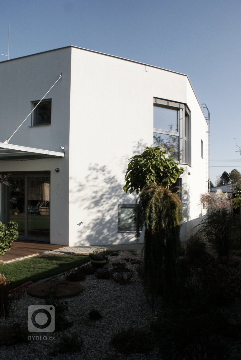 add picture to album